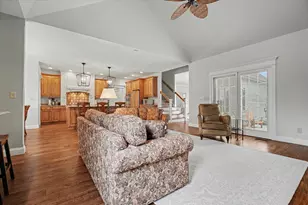 1301 English Oak Dr, Champaign, IL 61822 - Photo 10
