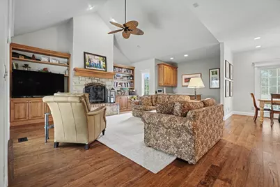 1301 English Oak Drive, Champaign, IL 61822 - Photo 8