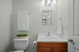 1114 E Dogwood Ln, Mount Prospect, IL 60056 - Photo 16