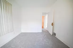 682 S Osborn Ave, Kankakee, IL 60901 - Photo 8