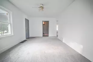 682 S Osborn Ave, Kankakee, IL 60901 - Photo 4