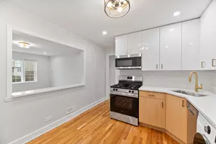 132 Ridge Ave, Evanston, IL 60202 - Photo 6