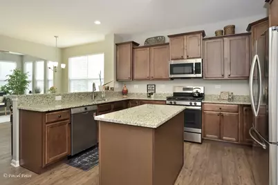 980 Prescott Lane, Pingree Grove, IL 60140 - Photo 6