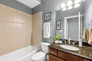 773 S Fairfield Ave, Elmhurst, IL 60126 - Photo 12