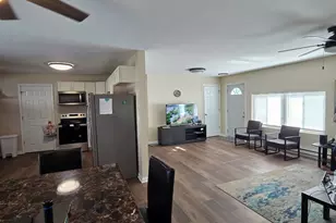17611 E 4750S Rd, Pembroke Twp, IL 60958 - Photo 2