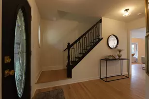 569 Boardman Cir, Bolingbrook, IL 60440 - Photo 2