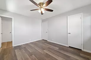 567 Northampton Cir, Elk Grove Village, IL 60007 - Photo 16