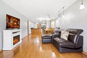 9607 S Sacramento Ave, Evergreen Park, IL 60805 - Photo 6