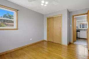 9607 S Sacramento Ave, Evergreen Park, IL 60805 - Photo 18
