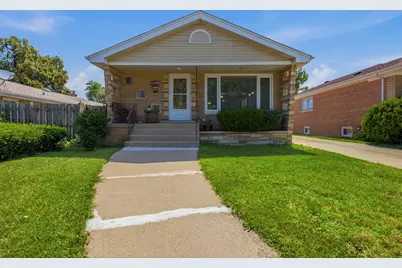 9607 S Sacramento Avenue, Evergreen Park, IL 60805 - Photo 1