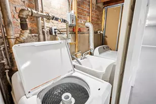 9607 S Sacramento Ave, Evergreen Park, IL 60805 - Photo 22