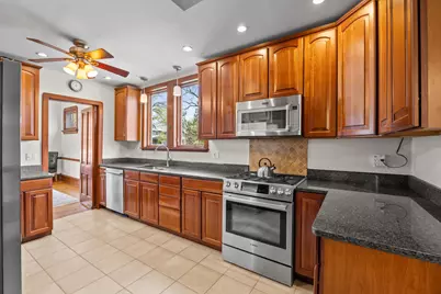 622 N Ridgeland Avenue, Oak Park, IL 60302 - Photo 12
