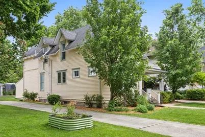 622 N Ridgeland Avenue, Oak Park, IL 60302 - Photo 2