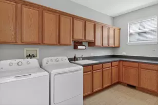 607 Mansfield Way, Oswego, IL 60543 - Photo 20