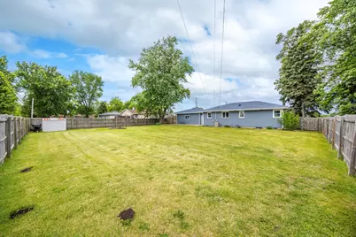 908 S Briggs Street, Joliet, IL 60433 - Photo 22
