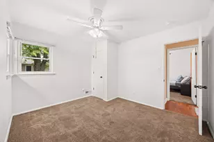908 S Briggs St, Joliet, IL 60433 - Photo 12