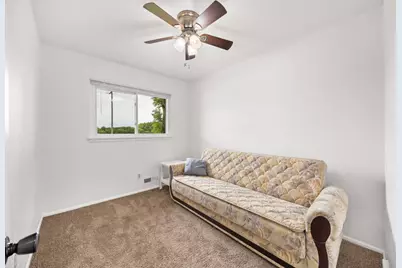 908 S Briggs Street, Joliet, IL 60433 - Photo 10
