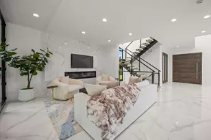 2010 Lavigne Ln, Northbrook, IL 60062 - Photo 6