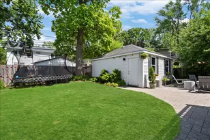 2433 Hastings Ave, Evanston, IL 60201 - Photo 32