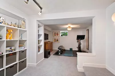 2433 Hastings Avenue, Evanston, IL 60201 - Photo 26