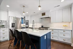2433 Hastings Ave, Evanston, IL 60201 - Photo 10