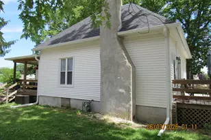 324 W Sumner St, Streator, IL 61364 - Photo 18