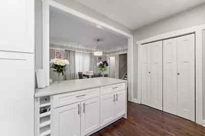 606 S 2nd Avenue, Maywood, IL 60153 - Photo 10