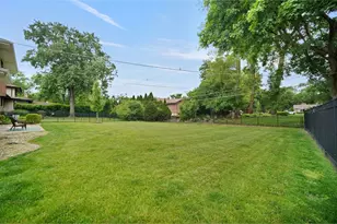 13060 S Cypress Ln, Palos Heights, IL 60463 - Photo 30