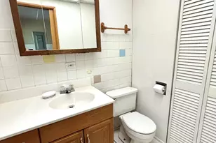 11358 S Ridgeland Ave, Worth, IL 60482 - Photo 8