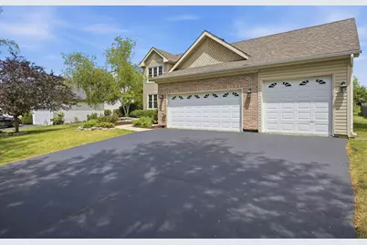 360 Winding Canyon Way, Algonquin, IL 60102 - Photo 2