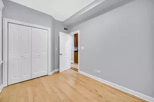 2951 N Allen St, Chicago, IL 60618 - Photo 10