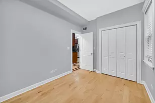 2951 N Allen St, Chicago, IL 60618 - Photo 8