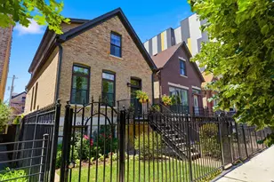 1540 N Talman Ave, Chicago, IL 60622 - Photo 2