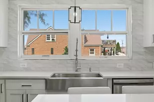 3858 W 59th Pl, Chicago, IL 60629 - Photo 12