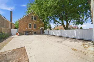3858 W 59th Pl, Chicago, IL 60629 - Photo 28