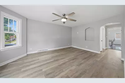 3858 W 59th Place, Chicago, IL 60629 - Photo 4