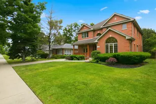 1825 S Fairview Ave, Park Ridge, IL 60068 - Photo 2