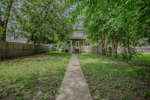 2913 Gabriel Ave, Zion, IL 60099 - Photo 30