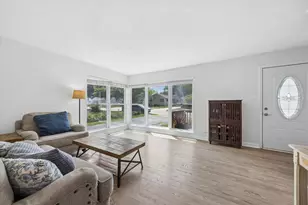 116 W Park Dr, Lombard, IL 60148 - Photo 2