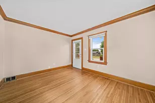 1220 N Springfield Ave, Rockford, IL 61101 - Photo 8