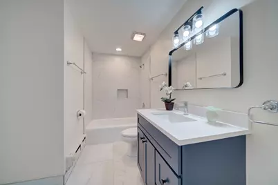 2333 N Neva Avenue #204C, Chicago, IL 60707 - Photo 8