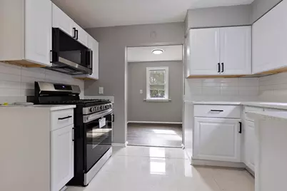 1322 Garrison Avenue, Rockford, IL 61103 - Photo 6