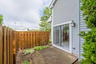 255 Cumberland Ct, Gurnee, IL 60031 - Photo 14
