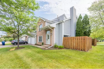 255 Cumberland Court #C, Gurnee, IL 60031 - Photo 2
