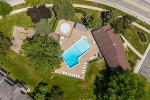 585 Williamsburg Ct, Wheeling, IL 60090 - Photo 38