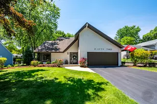 52 Redstart Rd, Naperville, IL 60565 - Photo 2