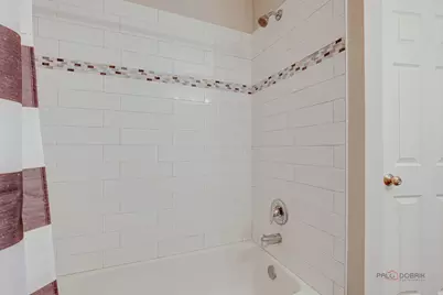 3124 Falling Waters Lane #3124, Lindenhurst, IL 60046 - Photo 20