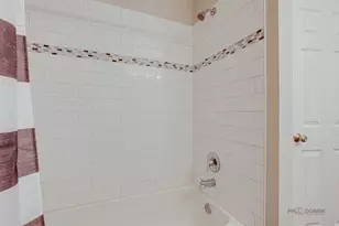 3124 Falling Waters Ln, Lindenhurst, IL 60046 - Photo 20
