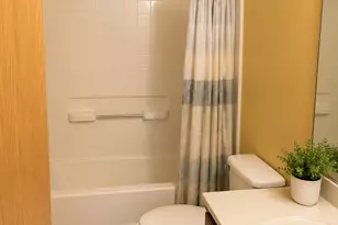435 Victory Dr, Park Forest, IL 60466 - Photo 4