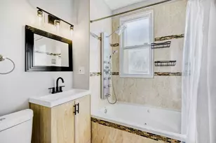 5635 W Patterson Ave, Chicago, IL 60634 - Photo 14